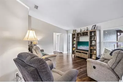3613 Stonehaven Court, Orlando, FL 32817 - Photo 4