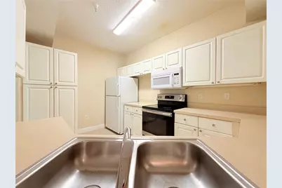 5524 Metrowest Boulevard #10-203, Orlando, FL 32811 - Photo 14