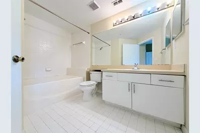 5524 Metrowest Boulevard #10-203, Orlando, FL 32811 - Photo 18