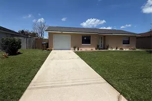 348 Cornwallis Ct, Kissimmee, FL 34758 - Photo 2