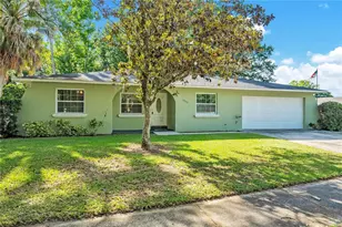 1507 Foxridge Run SW, Winter Haven, FL 33880 - Photo 2
