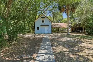 511 E Mirror Lake Dr, Fruitland Park, FL 34731 - Photo 36
