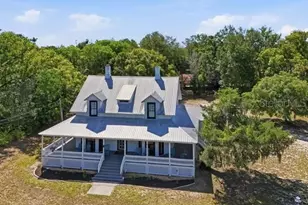 511 E Mirror Lake Dr, Fruitland Park, FL 34731 - Photo 1