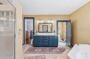 511 E Mirror Lake Dr, Fruitland Park, FL 34731 - Photo 26