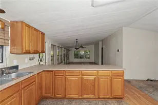 18007 SE 90th St, Ocklawaha, FL 32179 - Photo 10