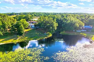 36245 E Spring Lake Blvd, Fruitland Park, FL 34731 - Photo 2