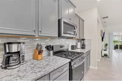 7267 Oakmoss Loop, Davenport, FL 33837 - Photo 10