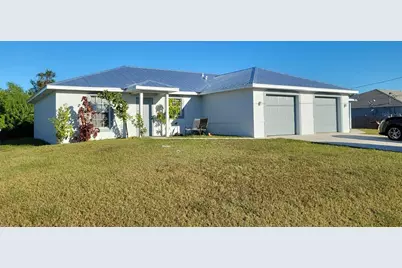 2209/2211 Daniel Avenue N, Lehigh Acres, FL 33971 - Photo 2