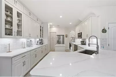 6802 Scythe Avenue, Orlando, FL 32812 - Photo 10