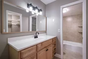 4388 Lake Underhill Rd, Orlando, FL 32803 - Photo 14