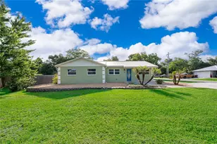 437 Oregon Ave, Saint Cloud, FL 34769 - Photo 1