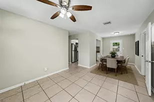 10209 N 28th St, Tampa, FL 33612 - Photo 2