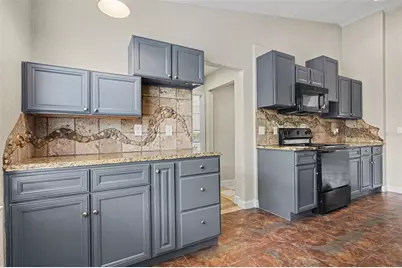 4621 Devon Avenue, Lakeland, FL 33813 - Photo 8