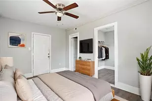 1909 19th St S, Saint Petersburg, FL 33712 - Photo 6