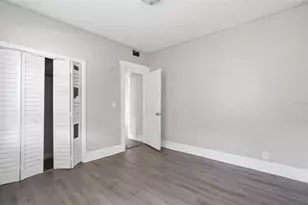1909 19th St S, Saint Petersburg, FL 33712 - Photo 18