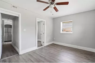 1909 19th Street S, Saint Petersburg, FL 33712 - Photo 16