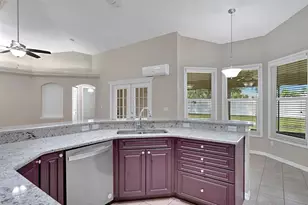 3241 Sawgrass Creek Cir, Saint Cloud, FL 34772 - Photo 8
