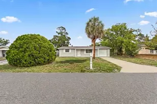 1332 Jennings Dr, Holiday, FL 34690 - Photo 2