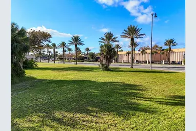 1771 S Ridge Wood Avenue, South Daytona, FL 32119 - Photo 2