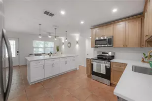 5333 53rd St N, Saint Petersburg, FL 33709 - Photo 8