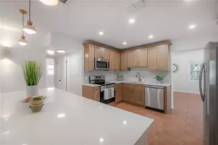 5333 53rd St N, Saint Petersburg, FL 33709 - Photo 10
