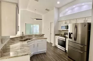 10264 Oak Crest Rd, Orlando, FL 32829 - Photo 8