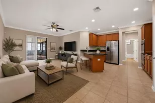 10025 Leyburn Ct, Orlando, FL 32825 - Photo 8