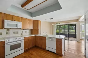 5950 Peregrine Ave, Orlando, FL 32819 - Photo 8
