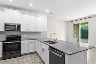 9812 Red Eagle Dr, Orlando, FL 32825 - Photo 10