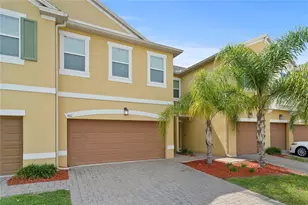 9812 Red Eagle Dr, Orlando, FL 32825 - Photo 2