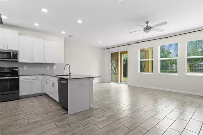 9812 Red Eagle Drive, Orlando, FL 32825 - Photo 4