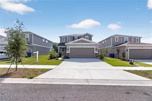 821 Blue Creek Dr, Haines City, FL 33844 - Photo 4