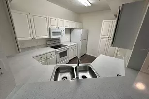 5554 Metrowest Blvd, Orlando, FL 32811 - Photo 4