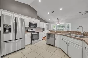 1717 W Kelly Park Rd, Apopka, FL 32712 - Photo 10