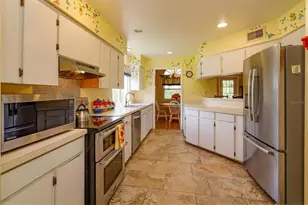 3600 Aughton Ct, Orlando, FL 32812 - Photo 8
