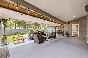 1445 Waterwood Dr, Lutz, FL 33559 - Photo 38