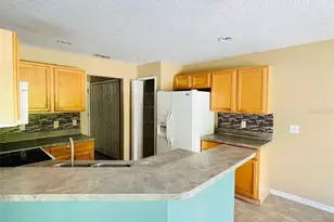 155 Owenshire Cir, Kissimmee, FL 34744 - Photo 8