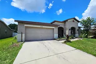 2750 Corbel Loop, Kissimmee, FL 34746 - Photo 2