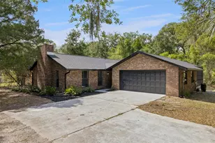 1095 E Graves Ave, Orange City, FL 32763 - Photo 1