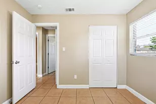 1729 Flores Ct, Orlando, FL 32811 - Photo 26