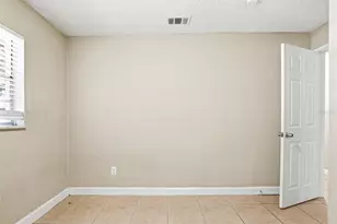 1729 Flores Ct, Orlando, FL 32811 - Photo 20