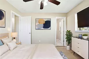 1729 Flores Ct, Orlando, FL 32811 - Photo 8