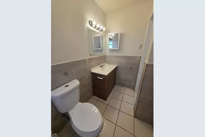 1109 E Seneca Avenue #B, Tampa, FL 33612 - Photo 14