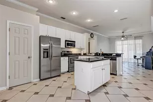 10808 Flycast Cir, Orlando, FL 32825 - Photo 8