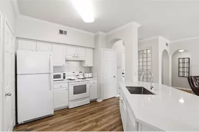 911 N Orange Avenue #521, Orlando, FL 32801 - Photo 12