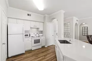 911 N Orange Ave, Orlando, FL 32801 - Photo 12