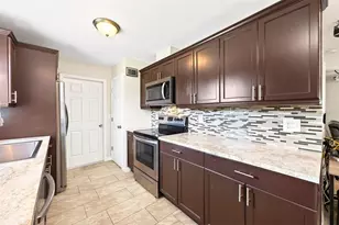 337 Windridge Pl, Tavares, FL 32778 - Photo 12