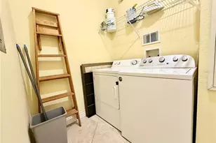 2747 Via Capri, Clearwater, FL 33764 - Photo 24