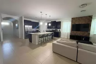 708 Marsh Reed Dr, Winter Garden, FL 34787 - Photo 2