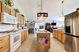 7400 Lake Marni Ct, Mount Dora, FL 32757 - Photo 8